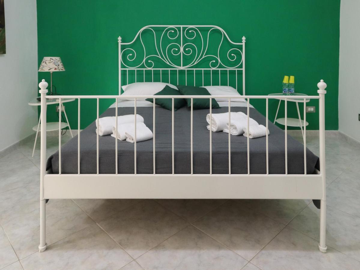 Bed and Breakfast La Darsena Fiumicino Esterno foto
